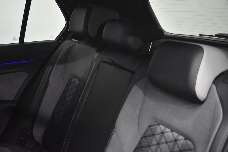 Volkswagen Golf TSI R-Line - U6290