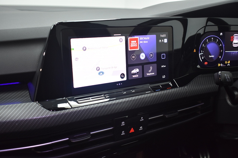 Volkswagen Golf TSI R-Line - U6290