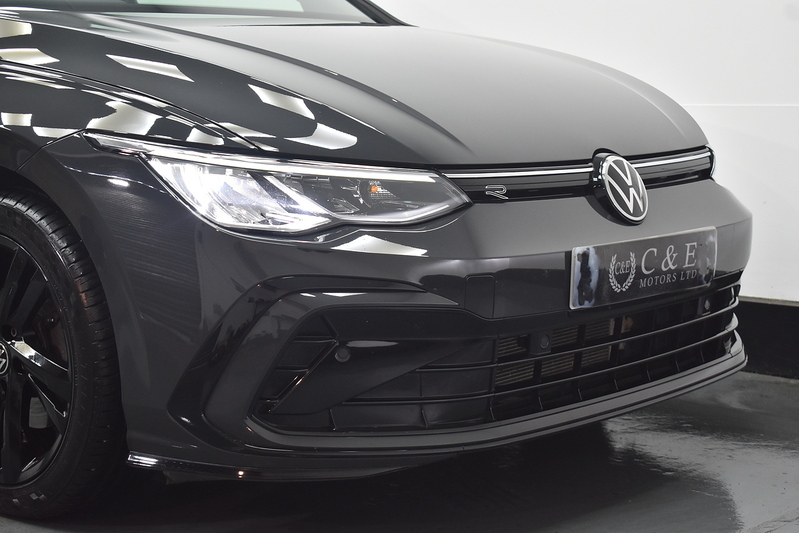 Volkswagen Golf TSI R-Line - U6290