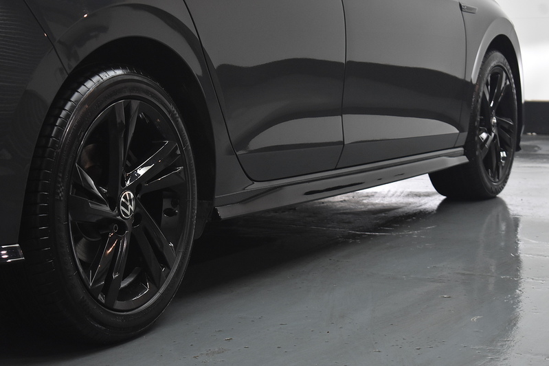 Volkswagen Golf TSI R-Line - U6290
