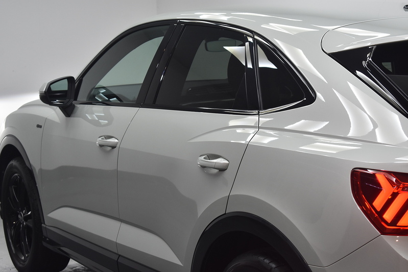 Audi Q3 TFSI CoD S line - U6300