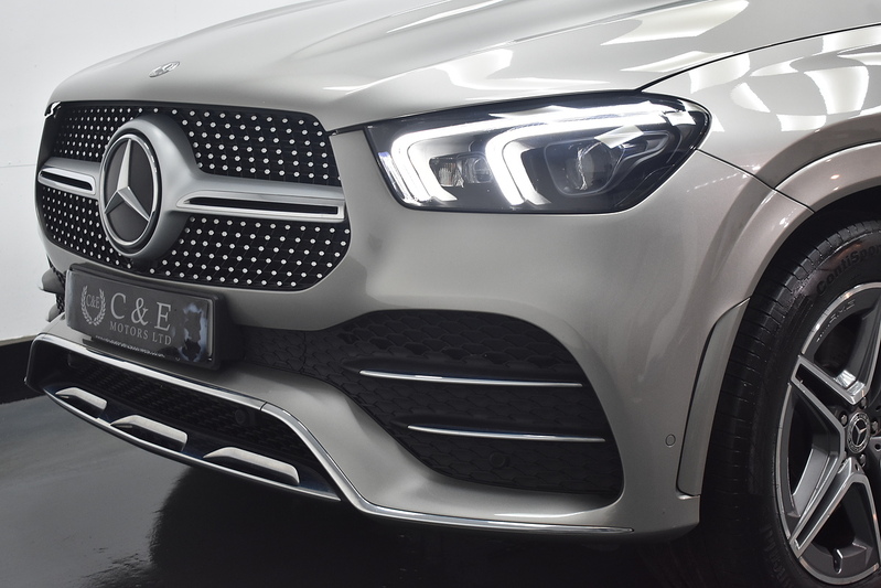 Mercedes-Benz GLE GLE300d AMG Line - U6301