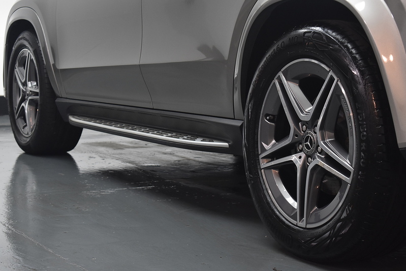 Mercedes-Benz GLE GLE300d AMG Line - U6301