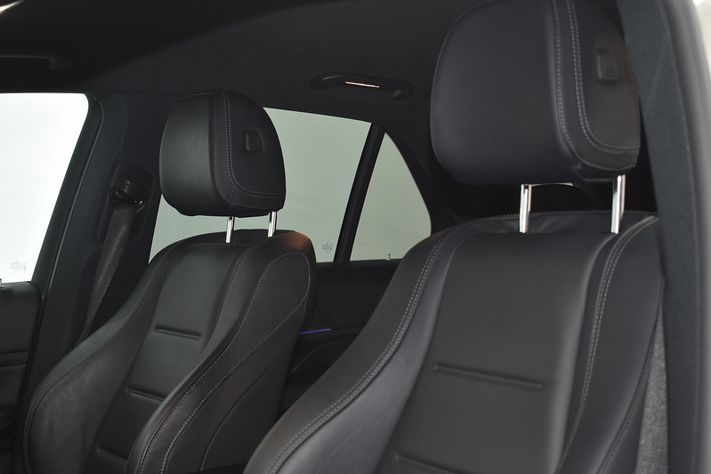 Mercedes-Benz GLE GLE300d AMG Line - U6301