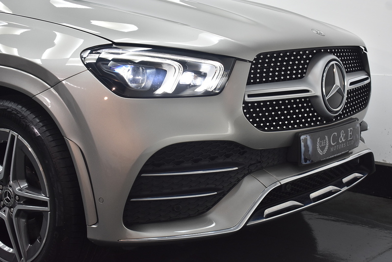 Mercedes-Benz GLE GLE300d AMG Line - U6301