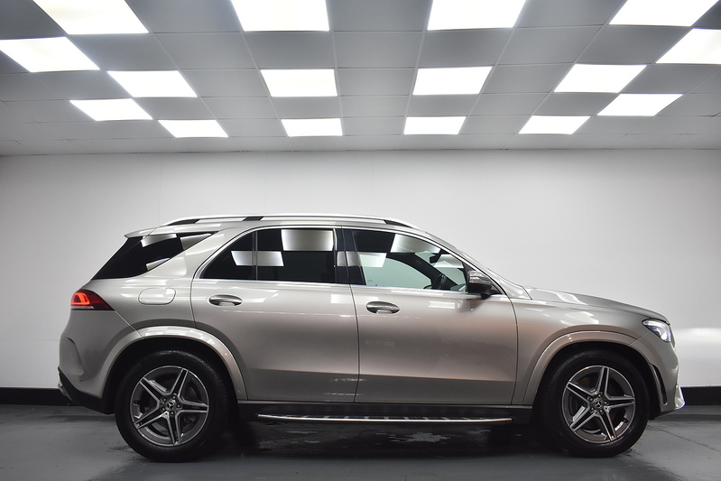 Mercedes-Benz GLE GLE300d AMG Line - U6301