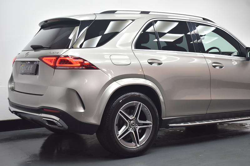 Mercedes-Benz GLE GLE300d AMG Line - U6301
