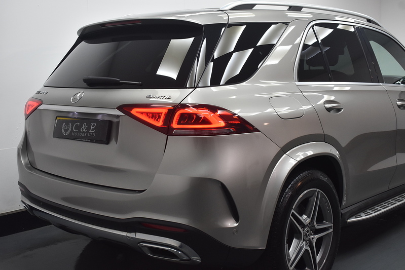Mercedes-Benz GLE GLE300d AMG Line - U6301
