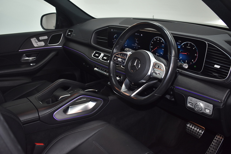 Mercedes-Benz GLE GLE300d AMG Line - U6301