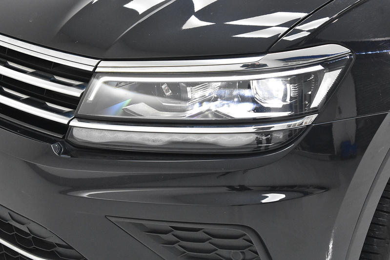 Volkswagen Tiguan TDI SEL - U6310