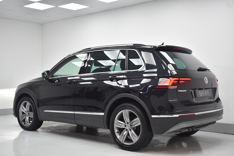 Volkswagen Tiguan TDI SEL - U6310