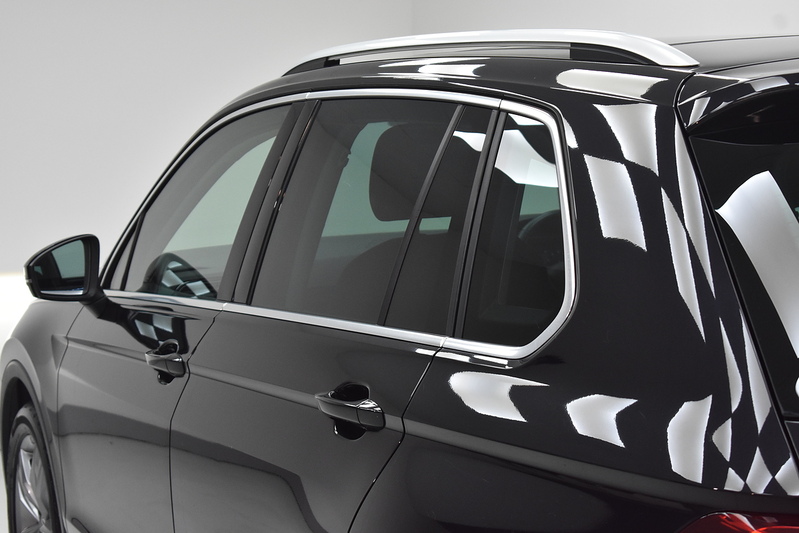 Volkswagen Tiguan TDI SEL - U6310