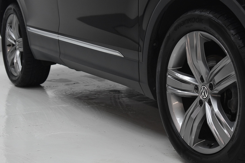 Volkswagen Tiguan TDI SEL - U6310