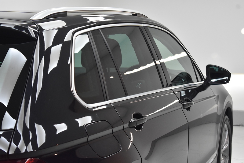 Volkswagen Tiguan TDI SEL - U6310