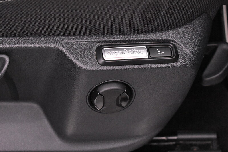 Volkswagen Tiguan TDI SEL - U6310