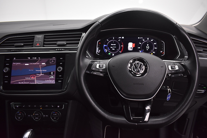 Volkswagen Tiguan TDI SEL - U6310