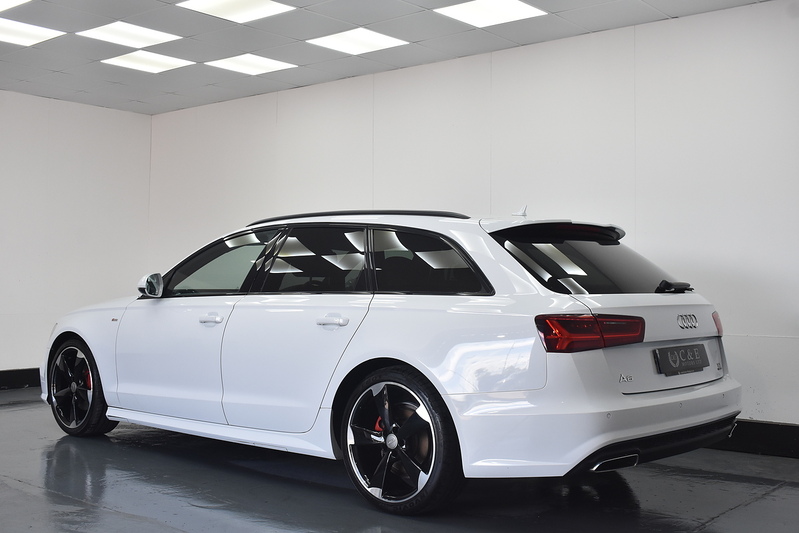 Audi A6 Avant TDI ultra Black Edition - U6312