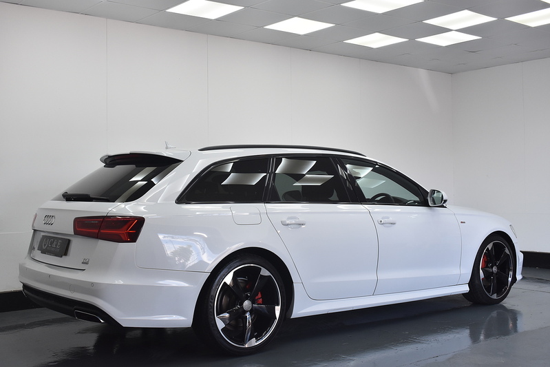 Audi A6 Avant TDI ultra Black Edition - U6312