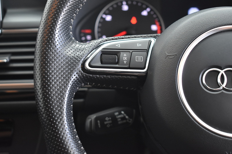 Audi A6 Avant TDI ultra Black Edition - U6312
