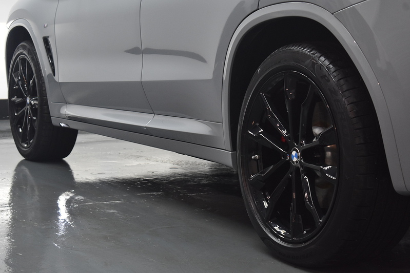 BMW X3 20d MHT M Sport - U6316