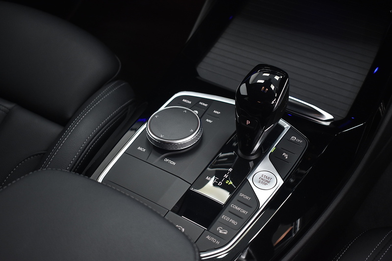 BMW X3 20d MHT M Sport - U6316