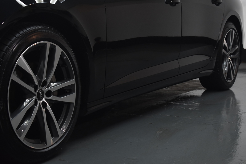 Audi A6 Avant TFSI S line - U6318