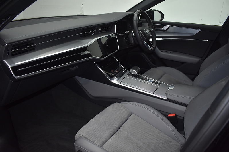Audi A6 Avant TFSI S line - U6318