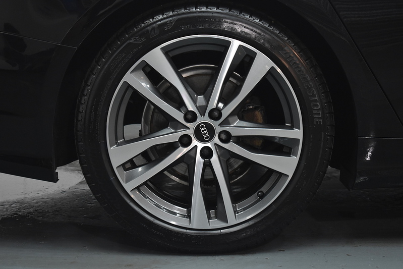 Audi A6 Avant TFSI S line - U6318