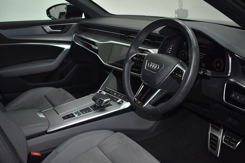 Audi A6 Avant TFSI S line - U6318