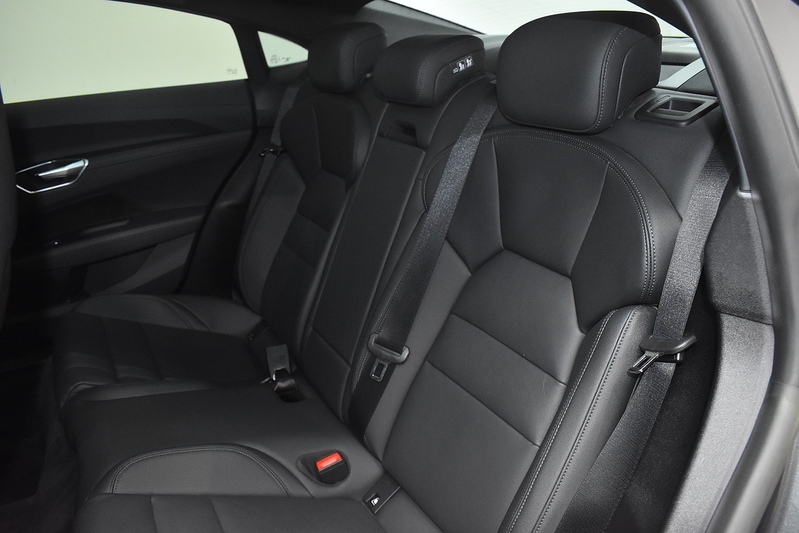Audi e-tron GT  - U6322