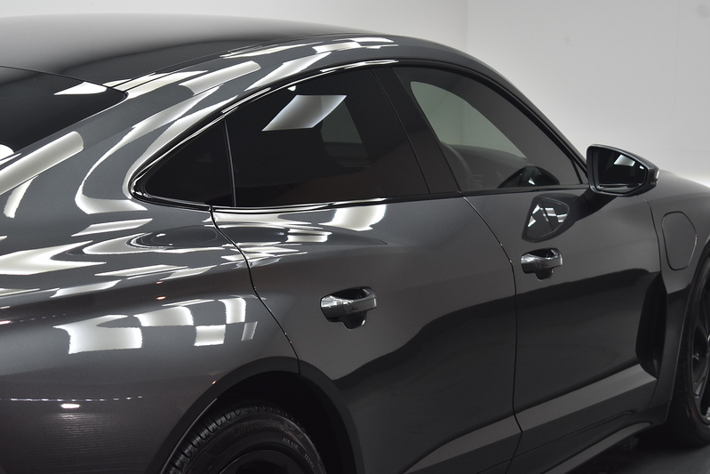 Audi e-tron GT  - U6322