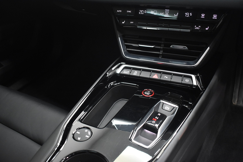 Audi e-tron GT  - U6322