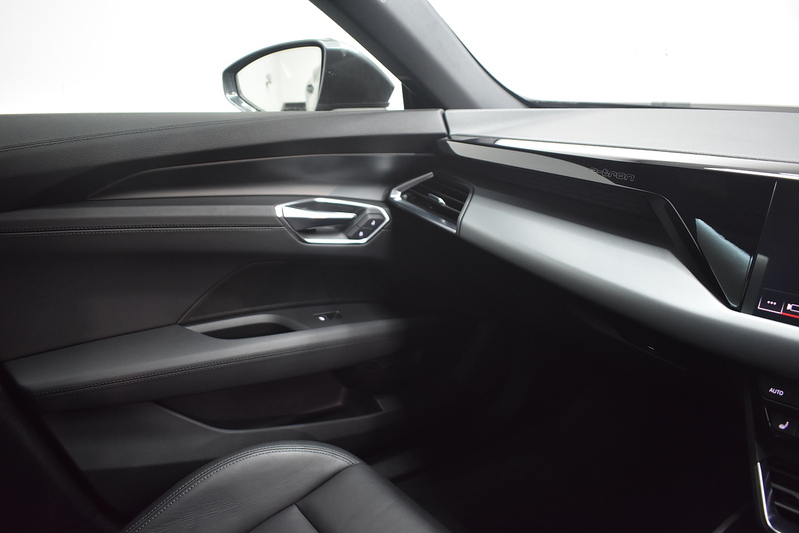 Audi e-tron GT  - U6322