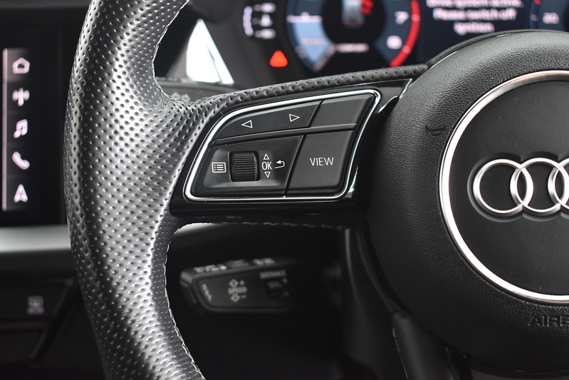 Audi A3 TFSI S line - U6325