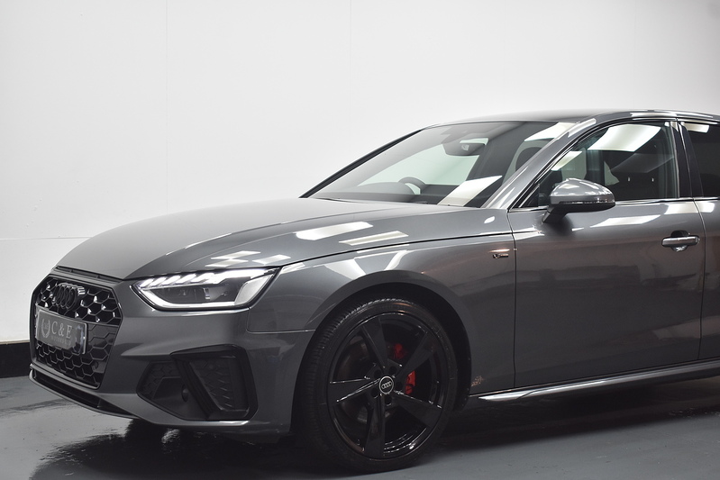 Audi A4 TFSI S line - U6327