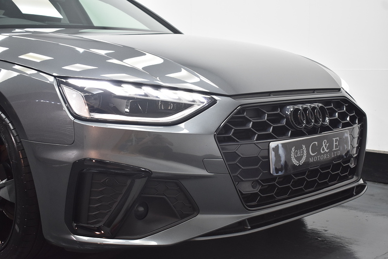 Audi A4 TFSI S line - U6327