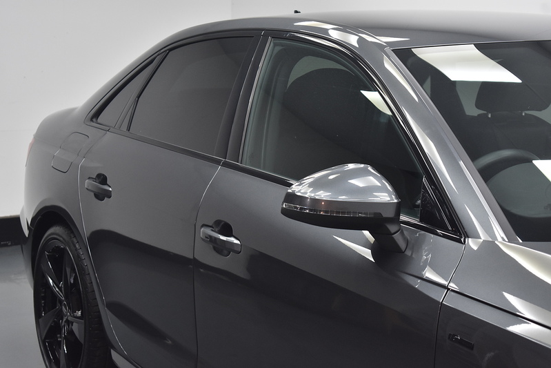 Audi A4 TFSI S line - U6327