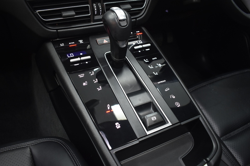 Porsche Macan T T - U6329