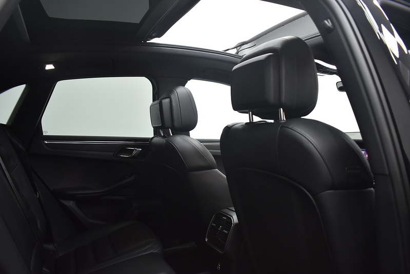 Porsche Macan T T - U6329