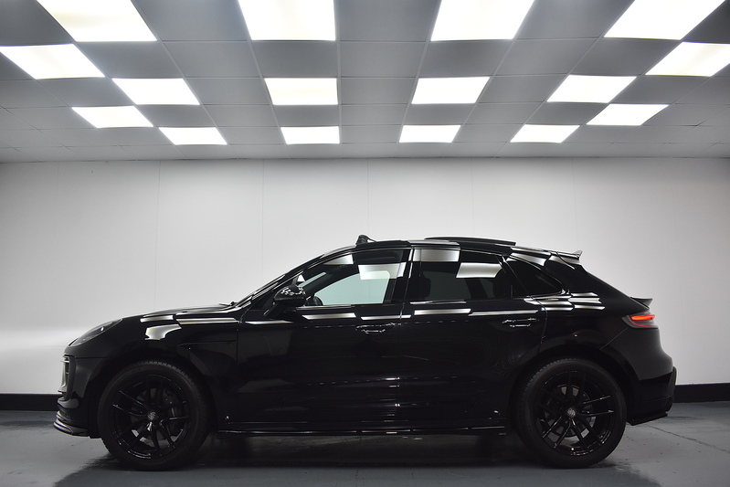 Porsche Macan T T - U6329