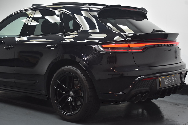 Porsche Macan T T - U6329