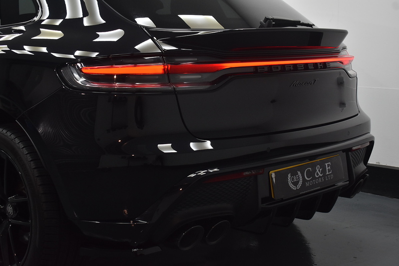 Porsche Macan T T - U6329