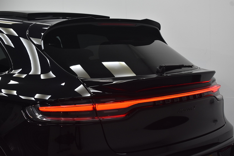 Porsche Macan T T - U6329