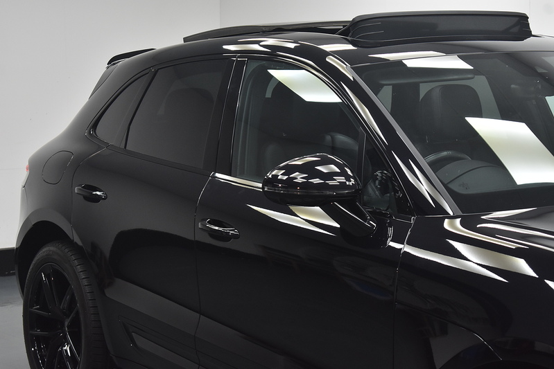Porsche Macan T T - U6329