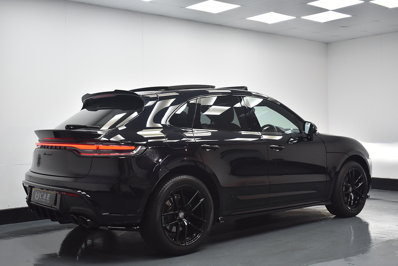 Porsche Macan T T - U6329
