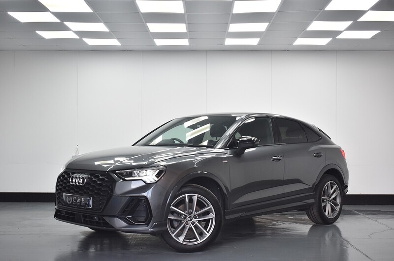Audi Q3 TFSI CoD Black Edition - U6333