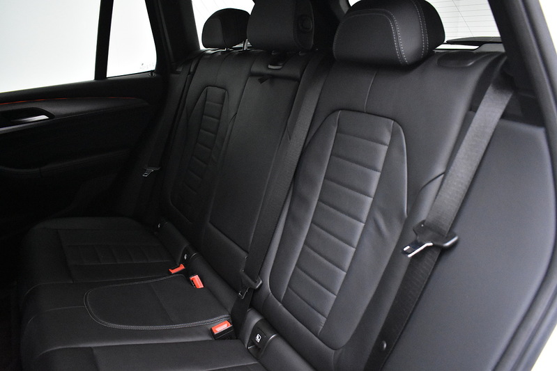 BMW X3 30d MHT M Sport - U6335