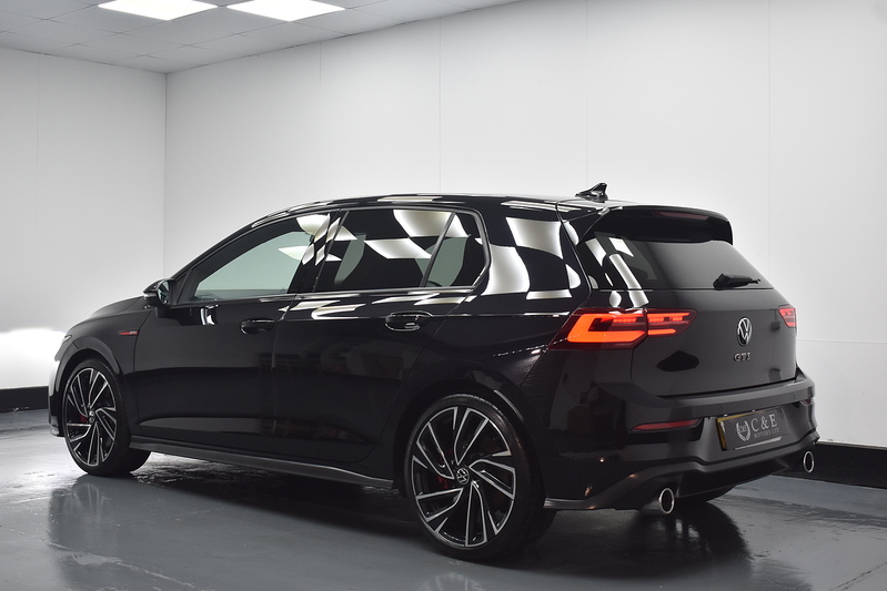 Volkswagen Golf TSI GTI - U6336