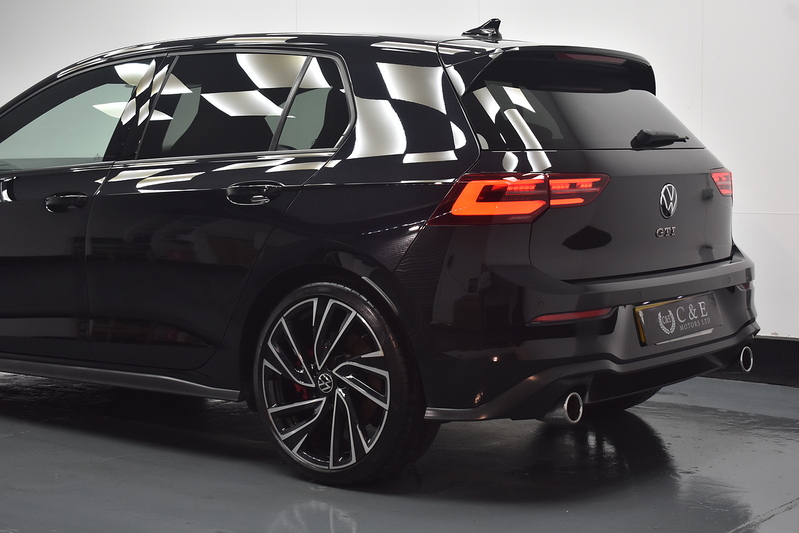 Volkswagen Golf TSI GTI - U6336