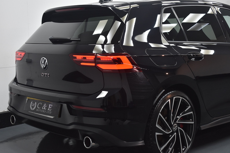 Volkswagen Golf TSI GTI - U6336